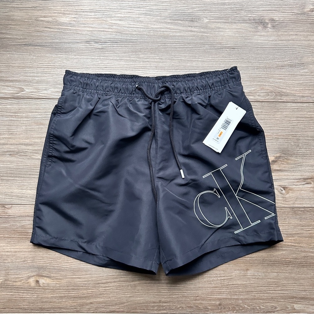 Calvin Klein | Monogram Logo 5" Volley Swim Shorts in Black (S)